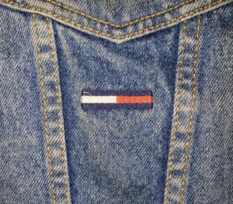 Vintage 1990s Tommy Hilfiger Jeans Denim Jacket Flag Red Collar Cuffs Size XL image 3