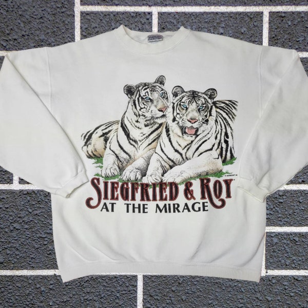 Vintage 1990s Siegfried and Roy Sweatshirt Mirage Casino Las Vegas White Tiger Graphic Size Large Made in USA