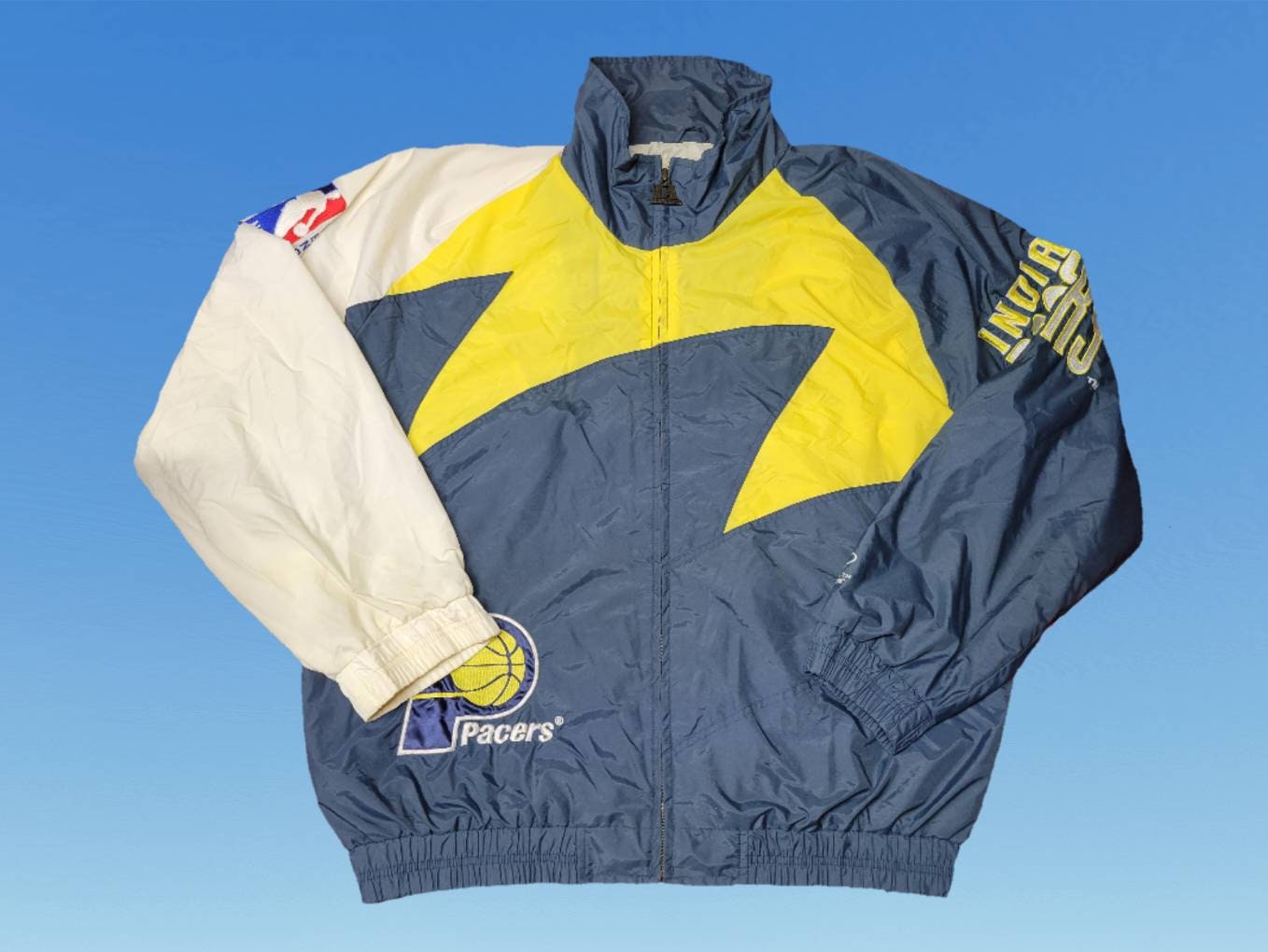 Vintage 1990s Indiana Pacers NBA Logo Athletic Shark Tooth Jacket