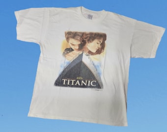 Vintage 1990s Titanic Tshirt US T&#39;s 707 Movie Graphic Leonardo DiCaprio Kate Winslet Size XL Paramount 20th Century Fox