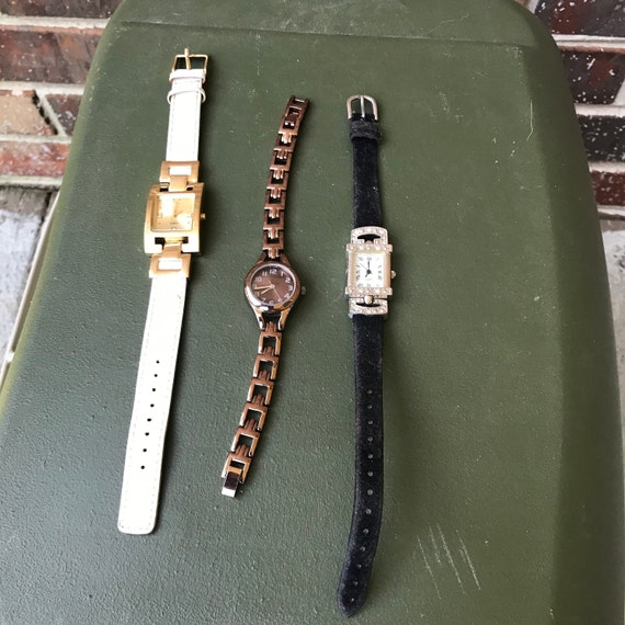 Fashion Watches Set of 3 Vintage - Need Batteries - Etsy display picture 3