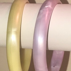 Bangles Featherweight Plastic Collectible -- Pair