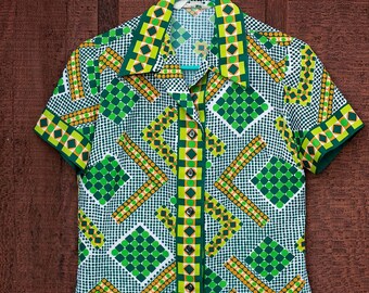 Vintage 60s/70s  Ladies Blouse, Carol Brady Style, Lightweight, Polyester, Retro, Butterfly Collar, M