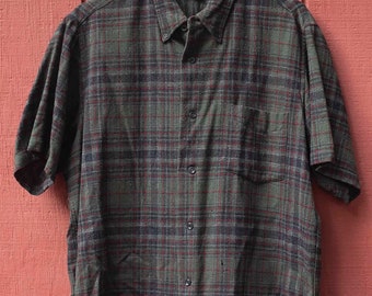 Vintage 1980s, Short Sleeve, Wool, Pendleton Shirt Size Large, Plaid , 100% Virgin Wool
