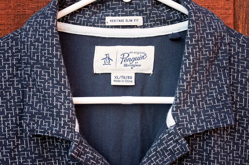 Vintage 1990's Mens Original Penguin by Munsingwear, Short Sleeve Blue Polo Shirt, with Embroirded Penguin, XLarge image 3