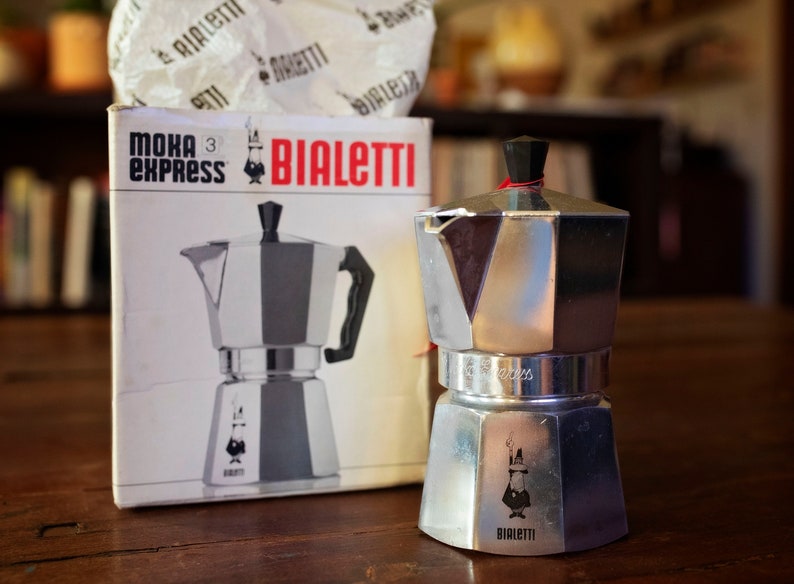 Bialetti coffee maker Vintage kitchenware camping gear Italian coffee maker 3 cups coffee maker Espresso coffee maker