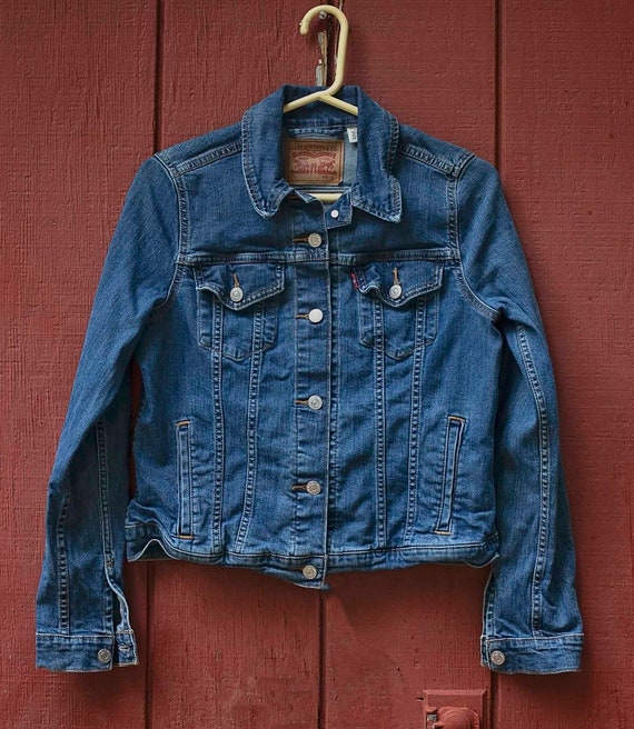 Vintage, Ladies, Levi's Denim Jacket, Red Tab, 1980s … Gem