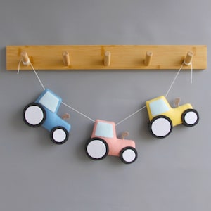 Felt tractor banner Tractor bunting Farm theme garland New baby gift Farm nursery decor Tractor favors Birthday garland