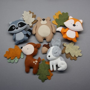 Woodland animals Felt ornaments Woodland nursery decor Forest animals Nursery mobile Christmas in july felt decorations