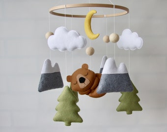 Mobile pour lit de bébé des bois avec ours endormi, montagne, nuage, lune, mobile pour chambre de bébé, cadeau de shower de bébé, cadeau pour maman, cadeau d'aventure, mobile pour bébé