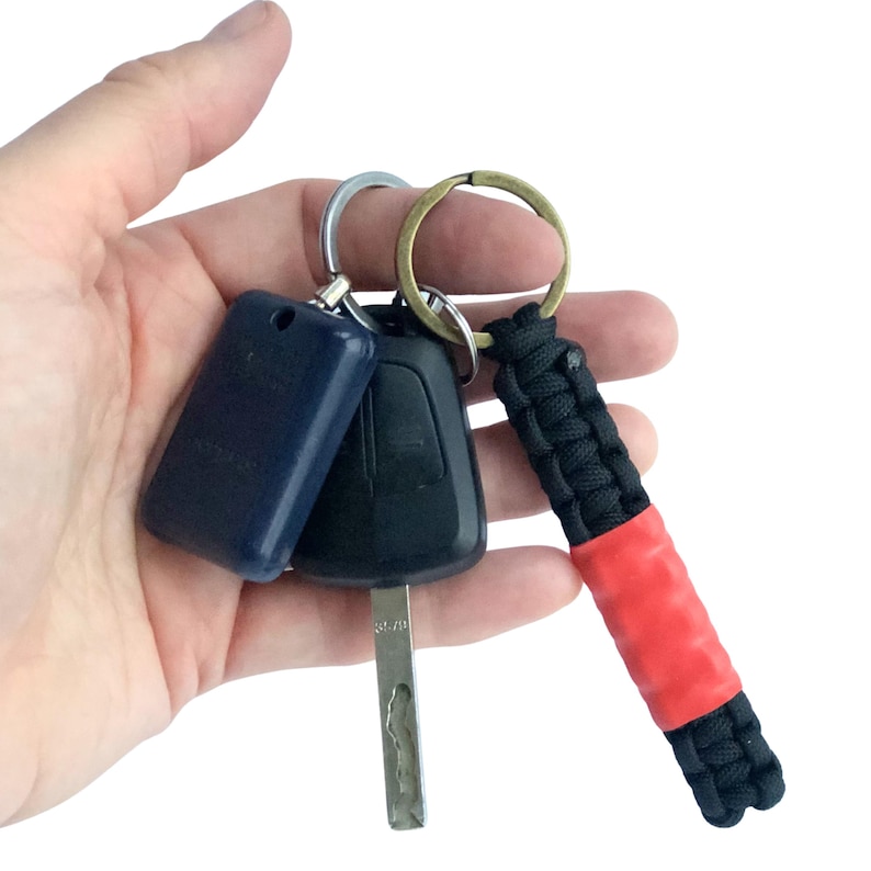 Jiu Jitsu Gifts Men Women, BJJ Gi Belt Keychain, Handmade gift for Coach, Promotion JiuJitsu Party Favors: White, Blue, Purple, Brown, Black Black