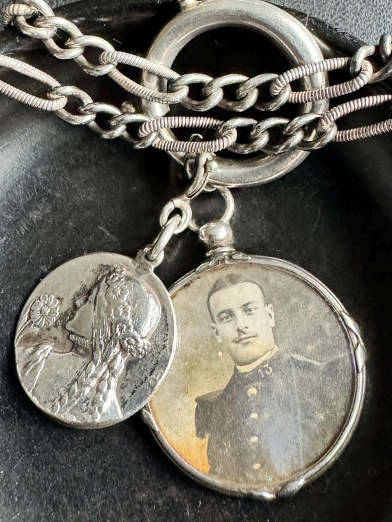 Antique Edwardian Silver Open Photo Locket Frame with… - Gem