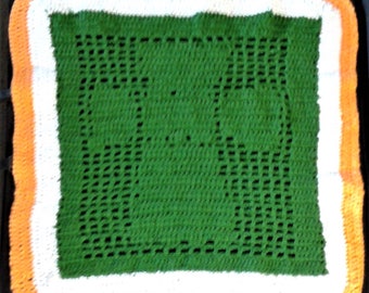 Filet crochet Celtic cross table or wall decoration in Irish tri-colour
