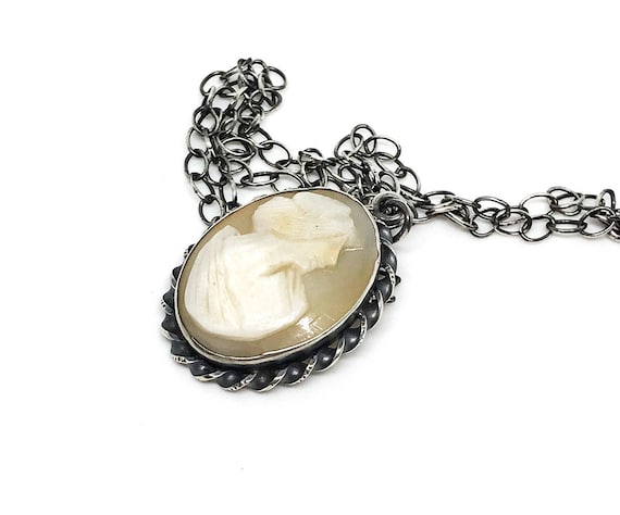 Vintage Cameo Necklace, Sterling chain and settin… - image 1