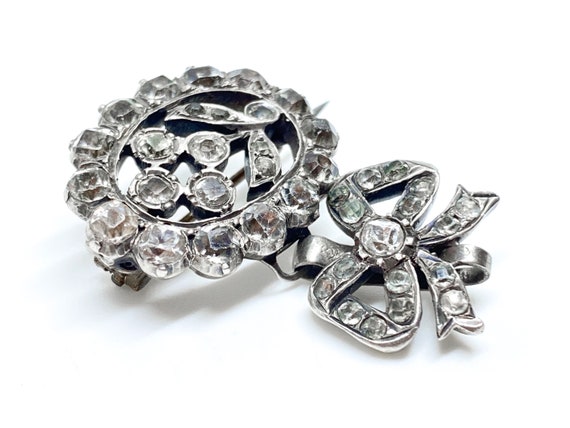 Georgian paste brooch, flower and ribbon design, … - image 1