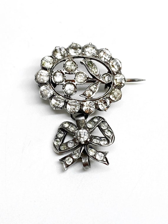 Georgian paste brooch, flower and ribbon design, … - image 2