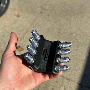 V8 Spark Plug Holder