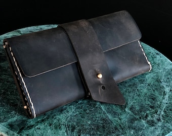 Woman Leather Purse, Minimalist Distressed Leather Wallet, Personalized Wallet, Checkbook Cover, wristlet purse Chestnut ID: TEXAS003