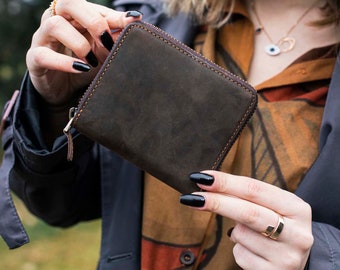 Personalized Tan Leather Women Zip Around Wallet, Leather Wallet, Zip Around Wallet, Personalized Gift