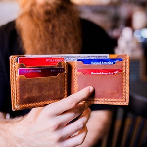 Cartera de cuero billfold cartera personalizada Cartera de tarjeta minimalista Top Grain Distressed Leather Men's Wallet Bifold wallet #TEXAS0012