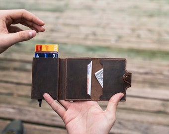 Handstiched cardholder,Unisex wallets,Handmade leather goods,Minimalistic leather accessories