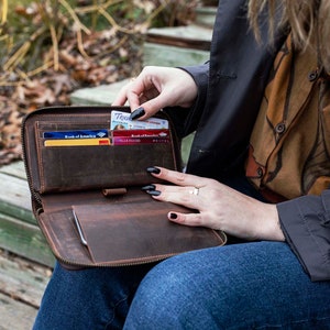 Cartera personalizada de cuero bronceado con cremallera para mujer, cartera de cuero para mujer, cartera con cremallera alrededor, regalo personalizado