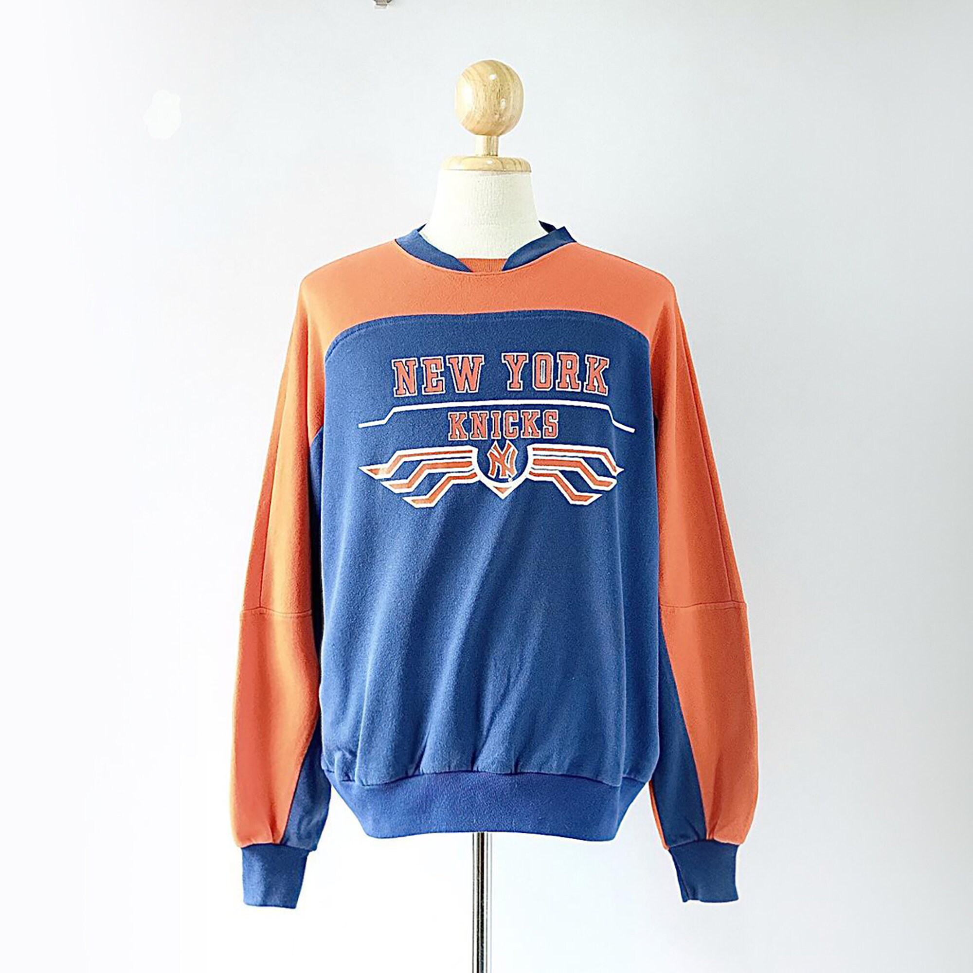 Vintage New York Knicks NBA Basketball Sweatshirt size L Etsy