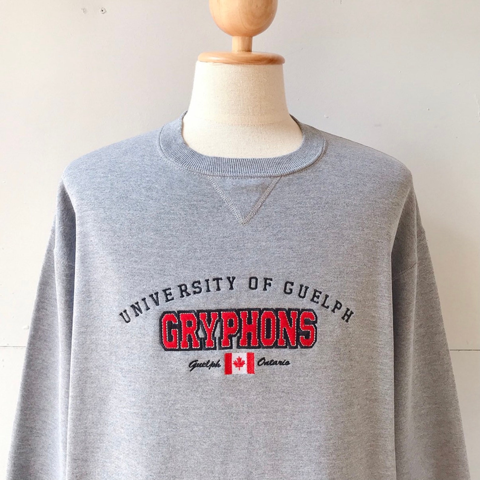 90s University Of Guelph Gryphons Sweatshirt size L | Etsy