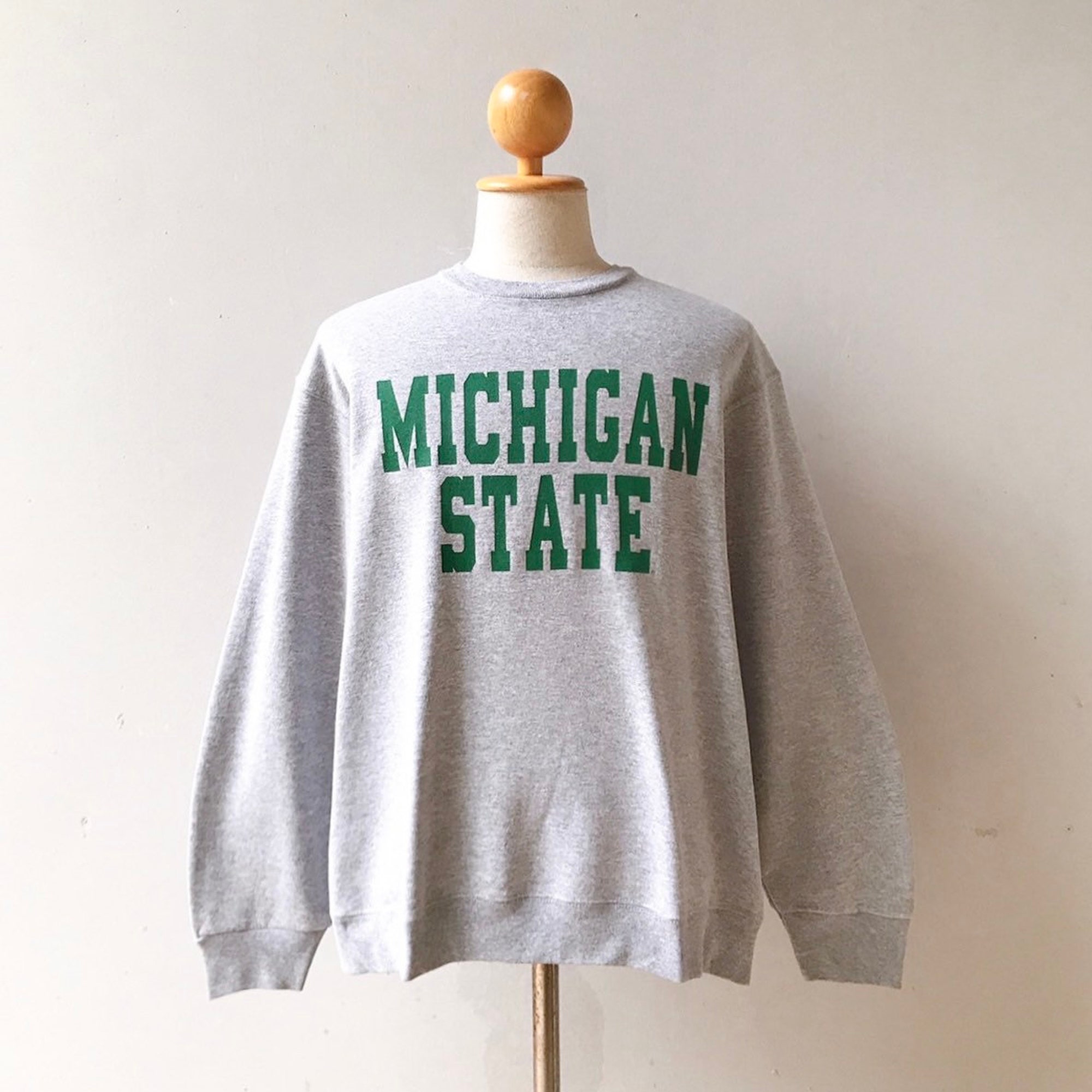 Discover 90s Michigan State University Spartan Sweatshirt