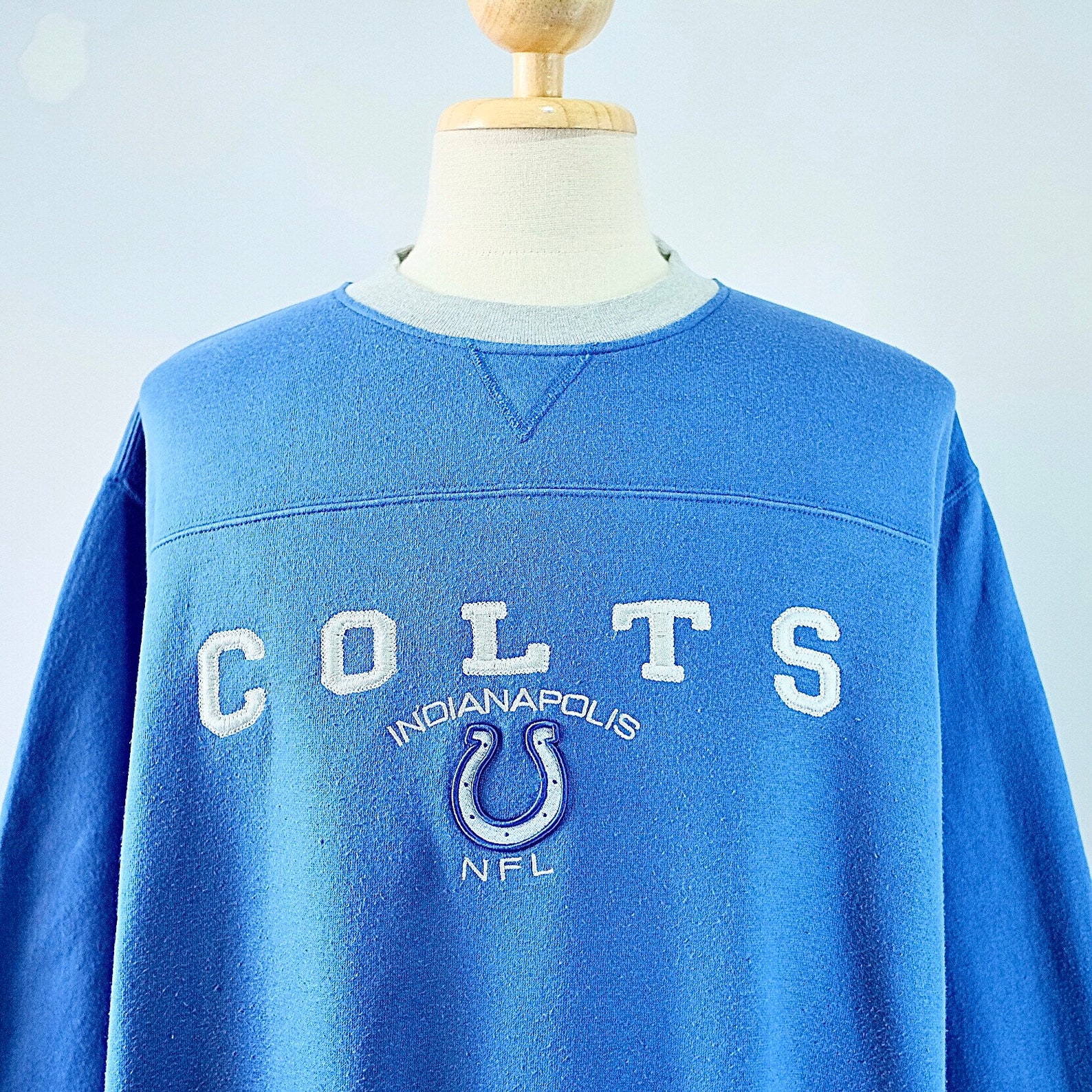 Indianapolis Colts NFL Football Sweatshirt size XL | Etsy