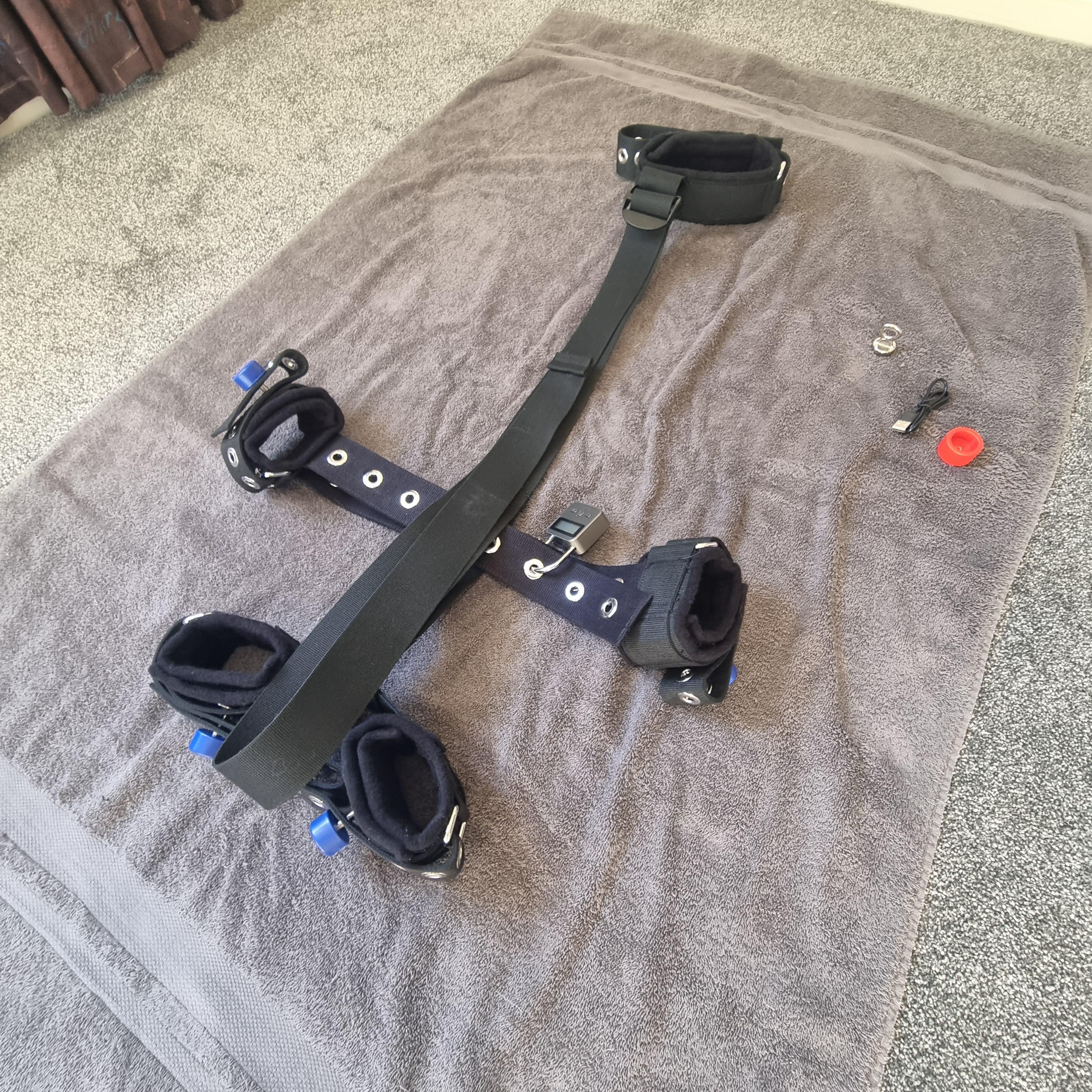 Black Ultra Quality Self Bondage Restraint System Segufix Style Locks ...