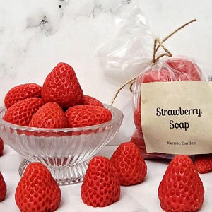 Strawberry Soap - Set of 12 - Mini Soaps - Fruit Shaped