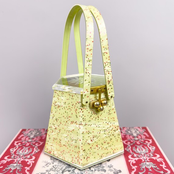 Vintage 1950s Green Lucite Bag by Patricia of Miami 50s Lucite Handbag in Rare Green Confetti Glitter Hexagonal Lucite Box Purse Etsy Ireland