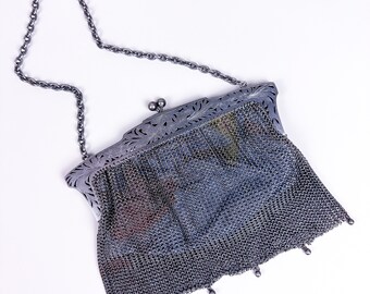 Vintage 1900er Jahre Tasche | Edwardianisches frühes 20. Jahrhundert 1890er Jahre Echte Gunmetal-Metallnetz-Geldbörse in Neuwertigem Zustand, Blumenrahmen-Handtasche, Seidenfutter