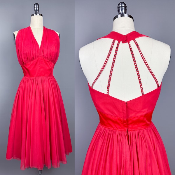 Vintage 50er Jahre Kleid von Lilli Diamond of California | Klein | 50er Jahre Chiffon Festkleid mit Strass-Cage-Rücken in Lippenstift-Rot
