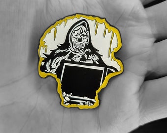 La Parka Enamel Pin (Lucha Libre WCW AAA CMLL Wrestling Converge Jane Doe)