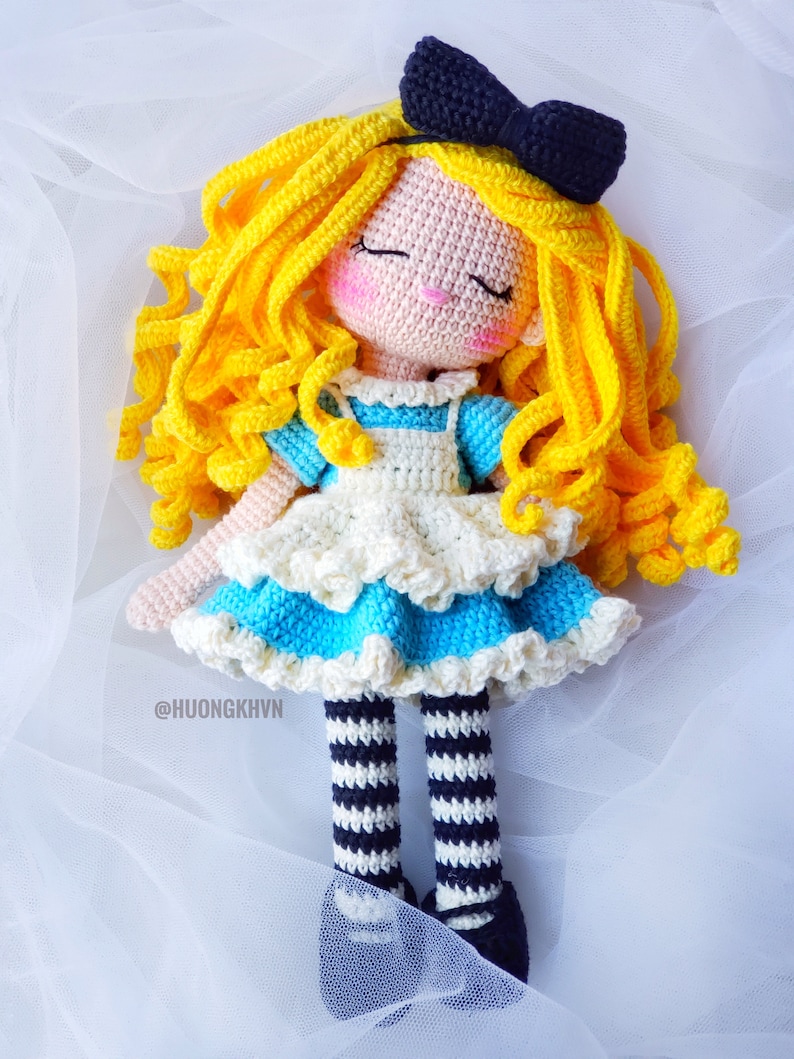 Crochet doll pattern, amigurumi doll pattern, Sleeping Alice pattern,  pdf crochet pattern, English pattern, pdf pattern,  amigurumi pattern