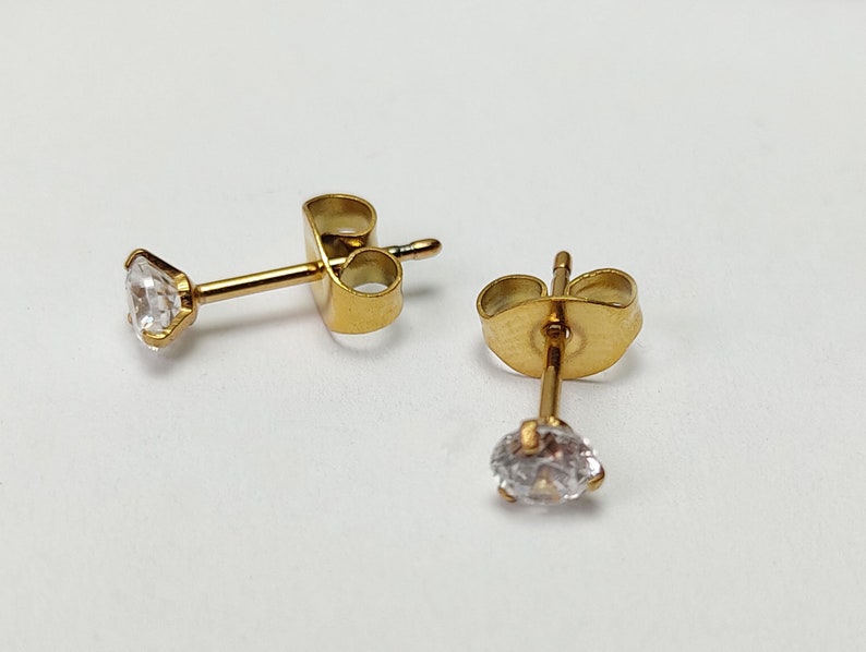 1 Paar 18k vergoldet Ohrstecker Crystal minimalistisch Ohr Zirkonia Edelstahl Ohrpiercing Piercing Chirurgenstahl Gold 2/3/4/ 5 mm Damen Bild 4