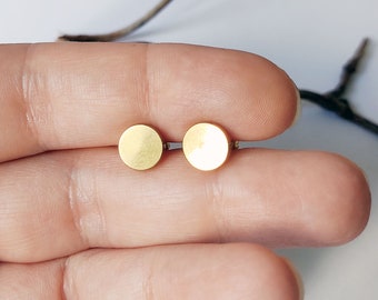 18k gold small round dot stud earrings fake plug earrings women circle earrings stainless steel surgical steel 4 mm 6 mm 8 mm geometric