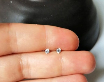 1 Paar winzige kleine Ohrpiercing minimalistisch Ohr Crystal Zirkonia Edelstahl Ohrstecker Ohrmuschel Piercing Chirurgenstahl  Silber 3 mm