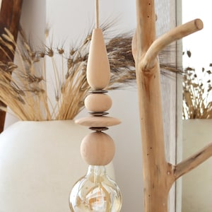 Wooden Bead Pendant Light: Modern Geometric Hanging Lamp