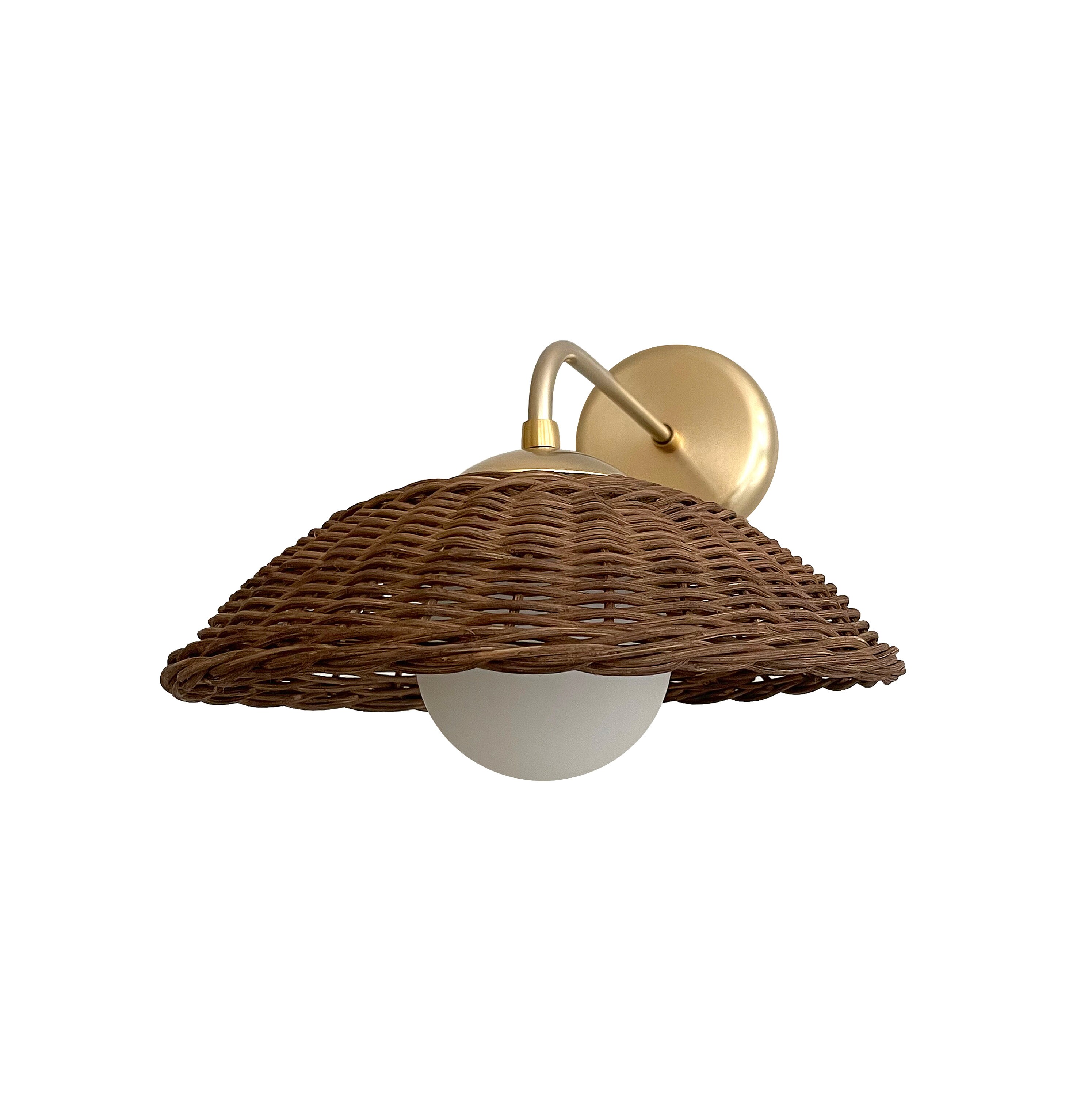 Rattan sconce 2024 plug in