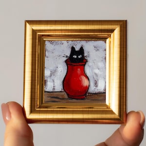 Gato negro en jarrón rojo Miniatura al óleo / Mini pintura pintada a mano de 2 x 2 pulgadas / Marco dorado