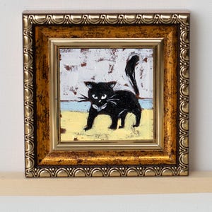 Lindo gatito negro en miniatura / Gato negro sobre amarillo mini Pintura al óleo / Cuadrado pintado a mano 2x2 pulgadas