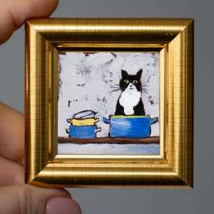 Gato en una maceta azul, mini pintura al óleo, miniatura de gato blanco y negro, pintada a mano, cuadrada, 5 x 5 cm