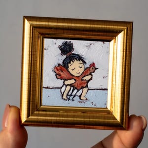 Menina e sua galinha em miniatura / Pintura a óleo em miniatura pintada à mão 2x2 polegadas