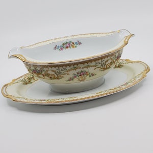 Noritake china Nanette gravy bowl sauce boat with underplate