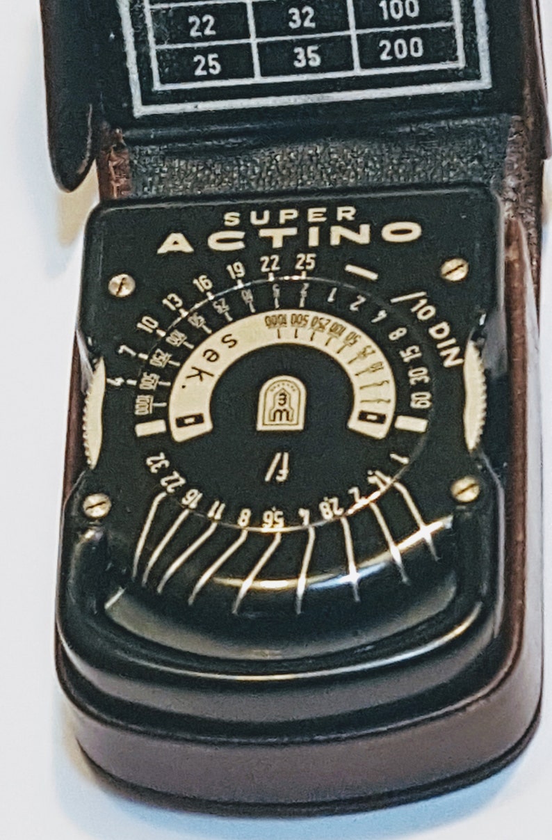 Vintage exposure meter super actino with leather case Untested