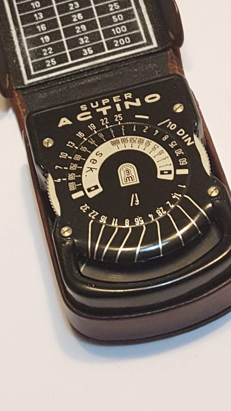 Vintage exposure meter super actino with leather case Untested