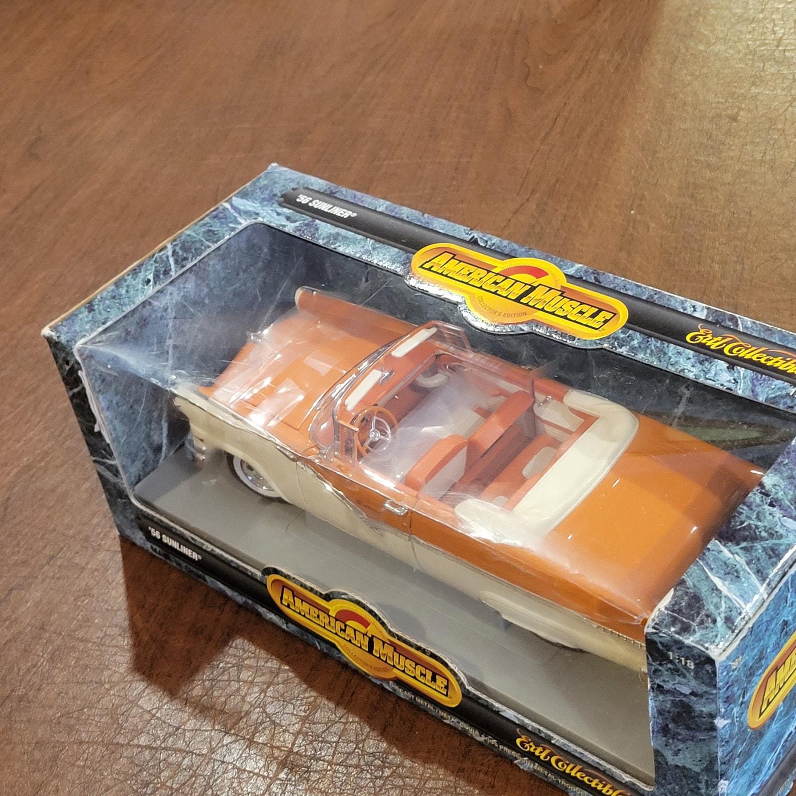 1956フォードサンライナー　コンバーチブル 1/18 ERTL アーテル 1956フォードサンライナー コンバーチブル 1/18 ERTL アーテル